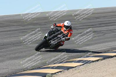 media/Oct-13-2025-Moto Forza (Mon) [[a66d839500]]/4-C Group/Session 2 (Bowl)/